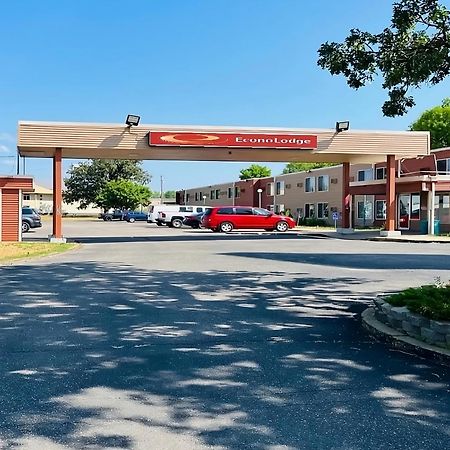 Waite Park Econo Lodge מראה חיצוני תמונה