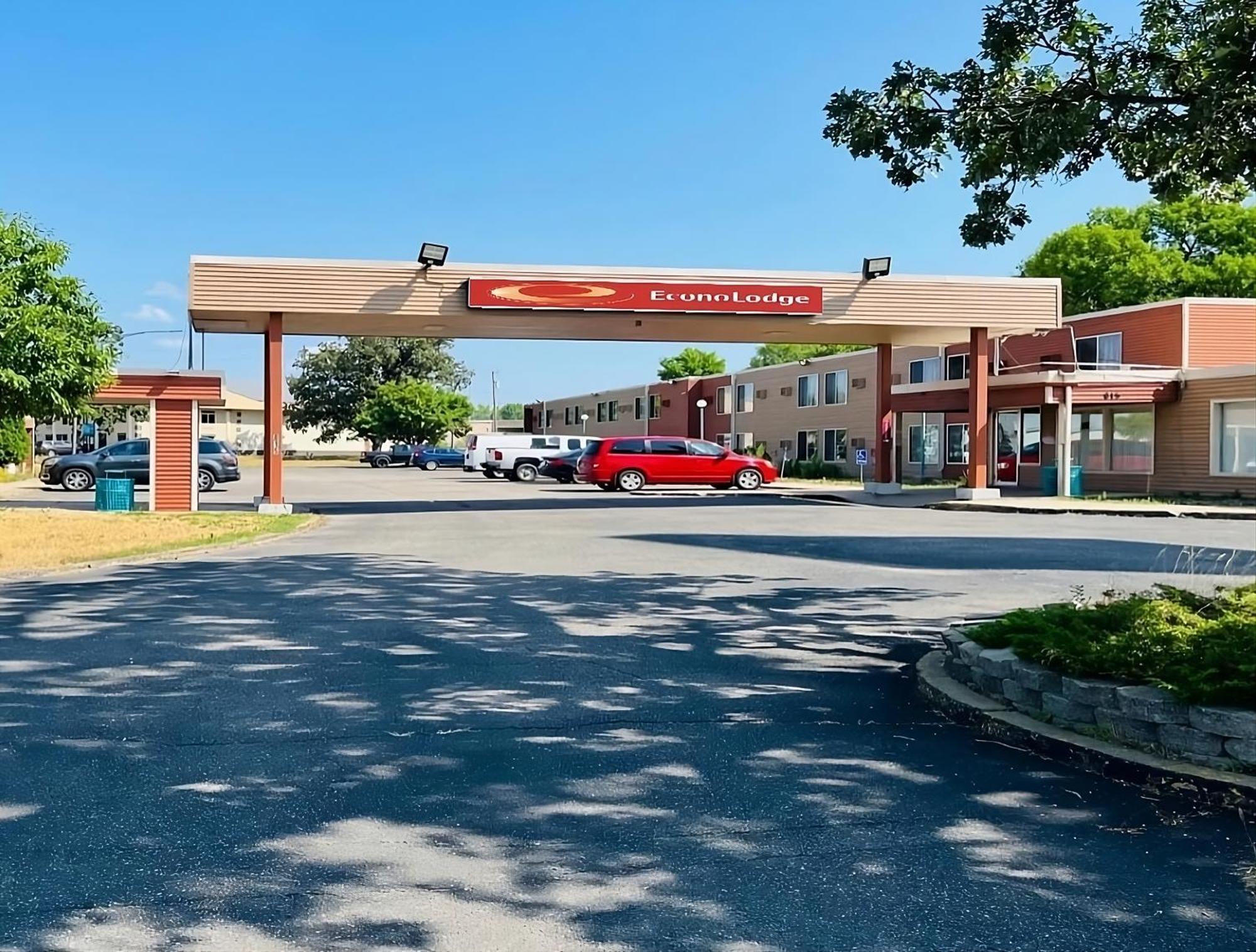Waite Park Econo Lodge מראה חיצוני תמונה