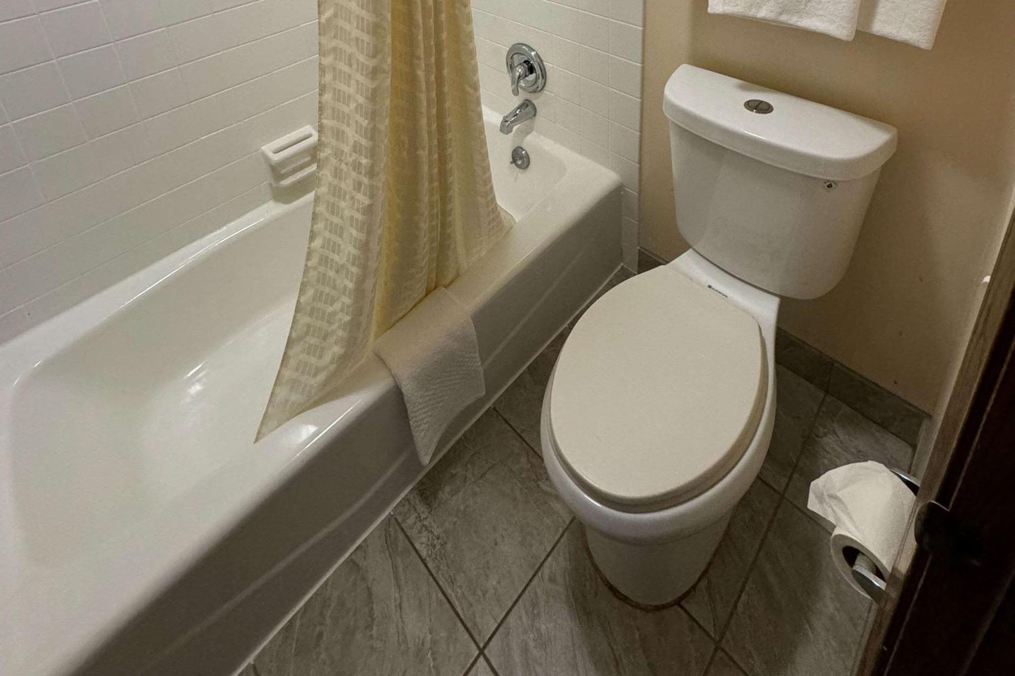 Waite Park Econo Lodge מראה חיצוני תמונה