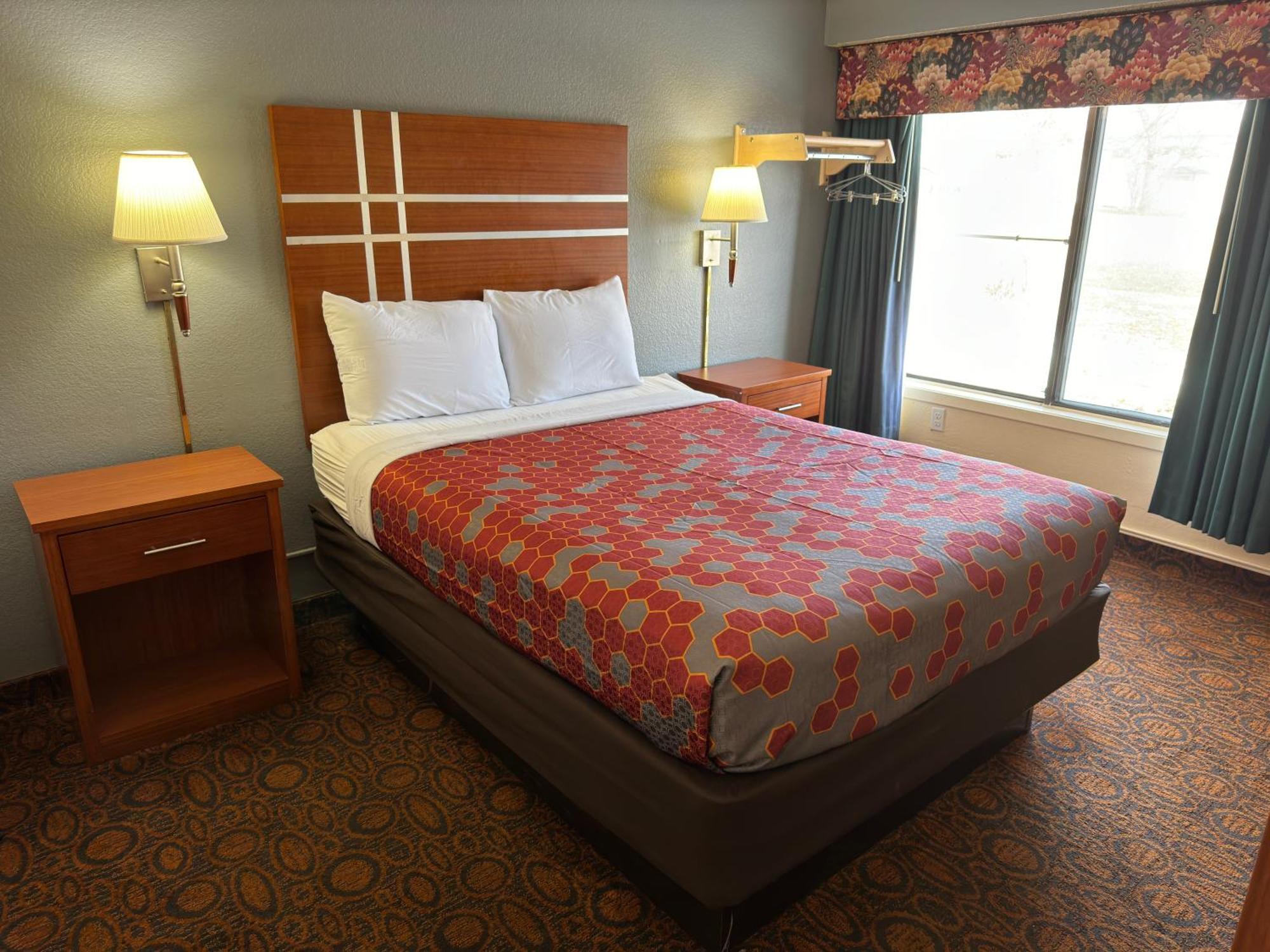 Waite Park Econo Lodge מראה חיצוני תמונה